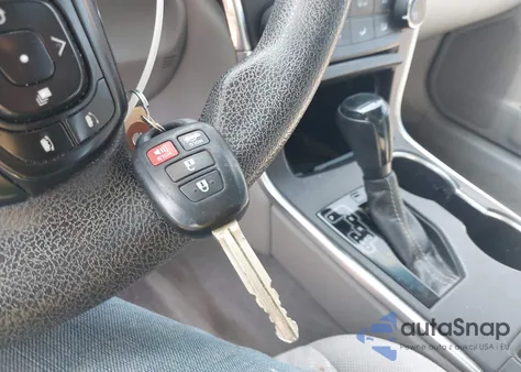 2016 Toyota Camry Le z USA, uszkodzony, nr VIN 4T4BF1FK8GR570922